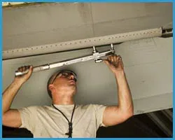 United Garage Door Lansing, IL 708-375-5828 United Garage Door Lansing, IL 708-375-5828 - sidebar-door-install-15-05m